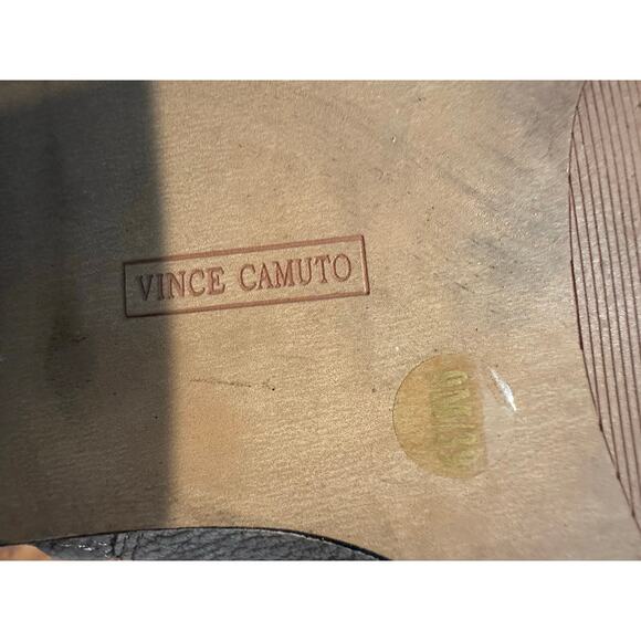 Vince Camuto Women’s Cici Gray Pebbled Leather Ankle Boots Size 9 Neutral Chic - Picture 12 of 12